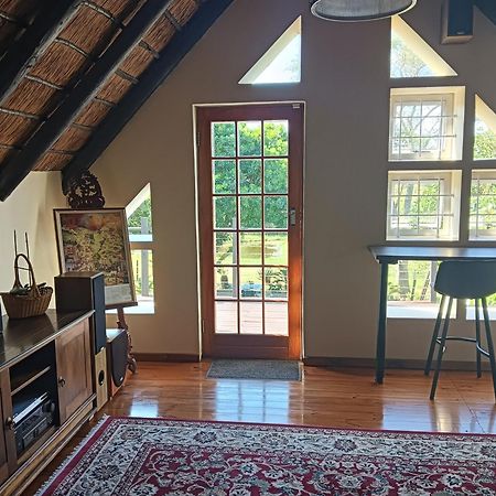 Little Tree Loft 2 Bed & Breakfast Uitenhage Ngoại thất bức ảnh