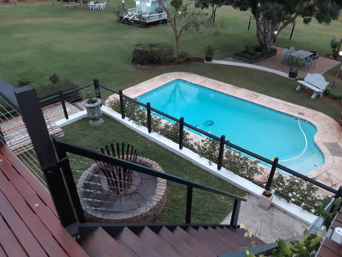 Little Tree Loft 2 Bed & Breakfast Uitenhage Ngoại thất bức ảnh